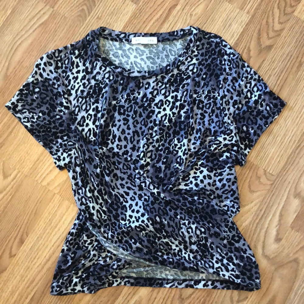 SOCIALITE Leopard Crop Top